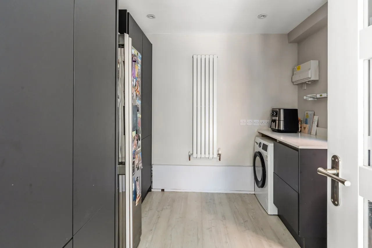 Merrow Place, Guildford, GU4, photo 31