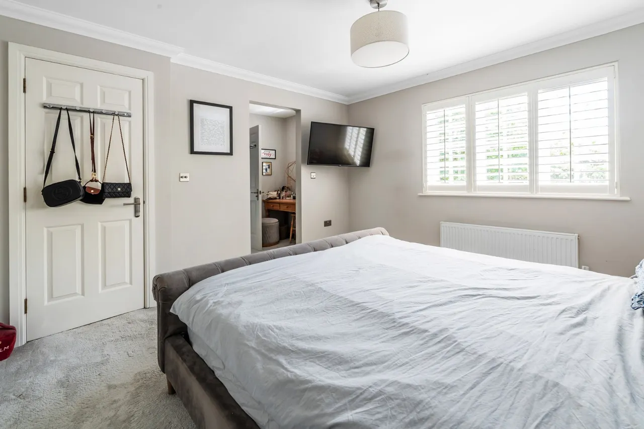 Merrow Place, Guildford, GU4, photo 13