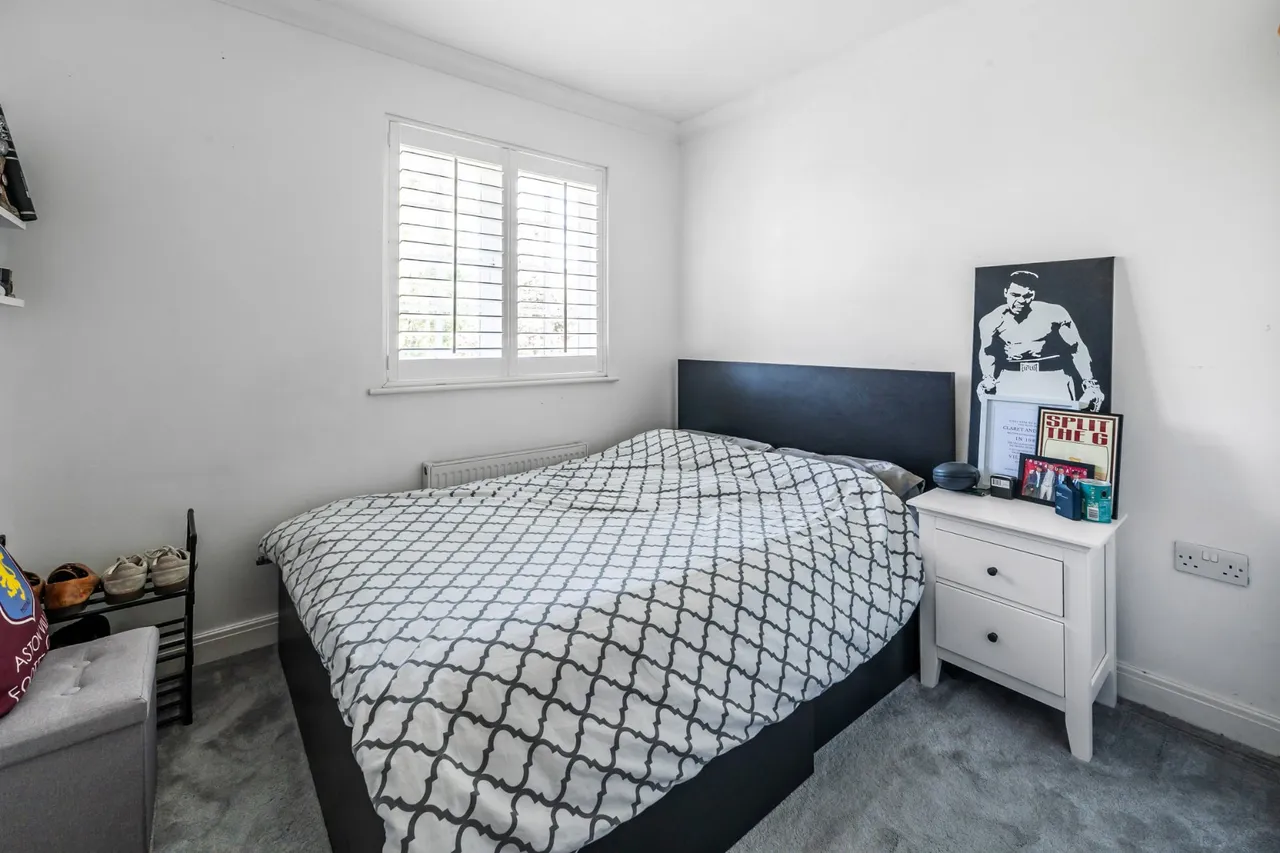Merrow Place, Guildford, GU4, photo 10