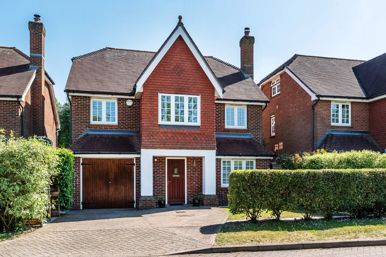 4 bed house for sale, Merrow Place, Guildford, GU4