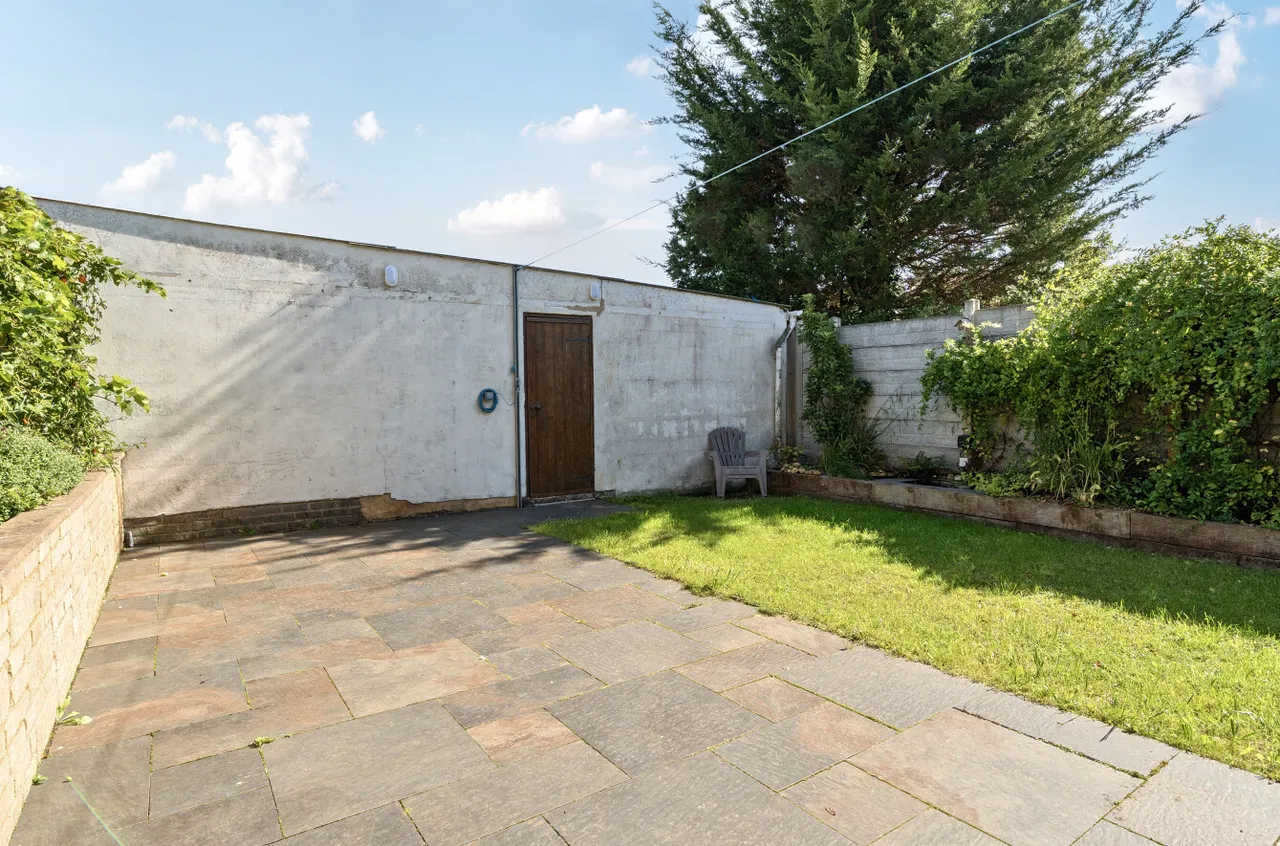 Brickmakers Road, Colden Common, SO21, photo 9