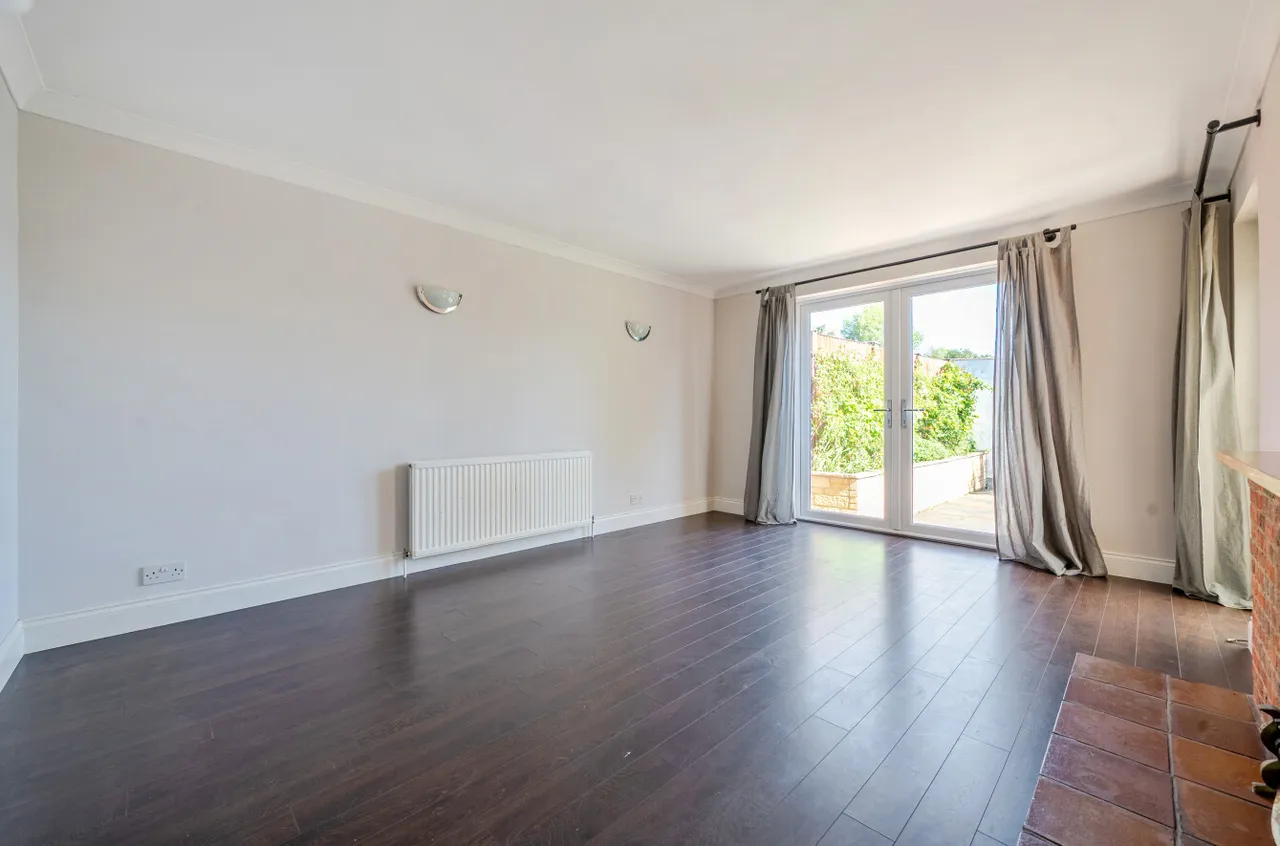 Brickmakers Road, Colden Common, SO21, photo 12