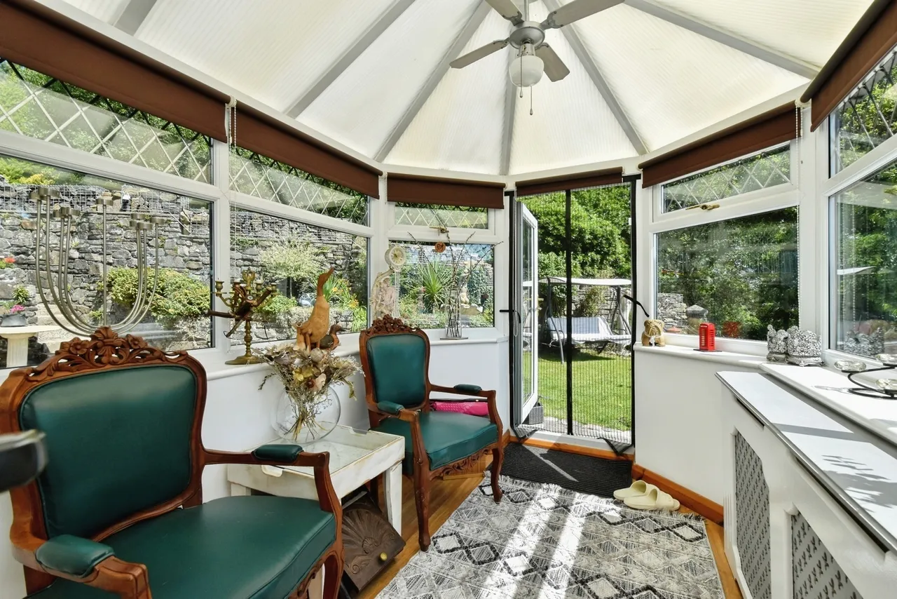 Pheasant Road, Trebanos, SA8, photo 6