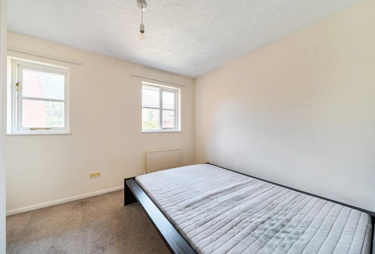 Pearce Close, Mitcham, CR4 2GP, photo 5