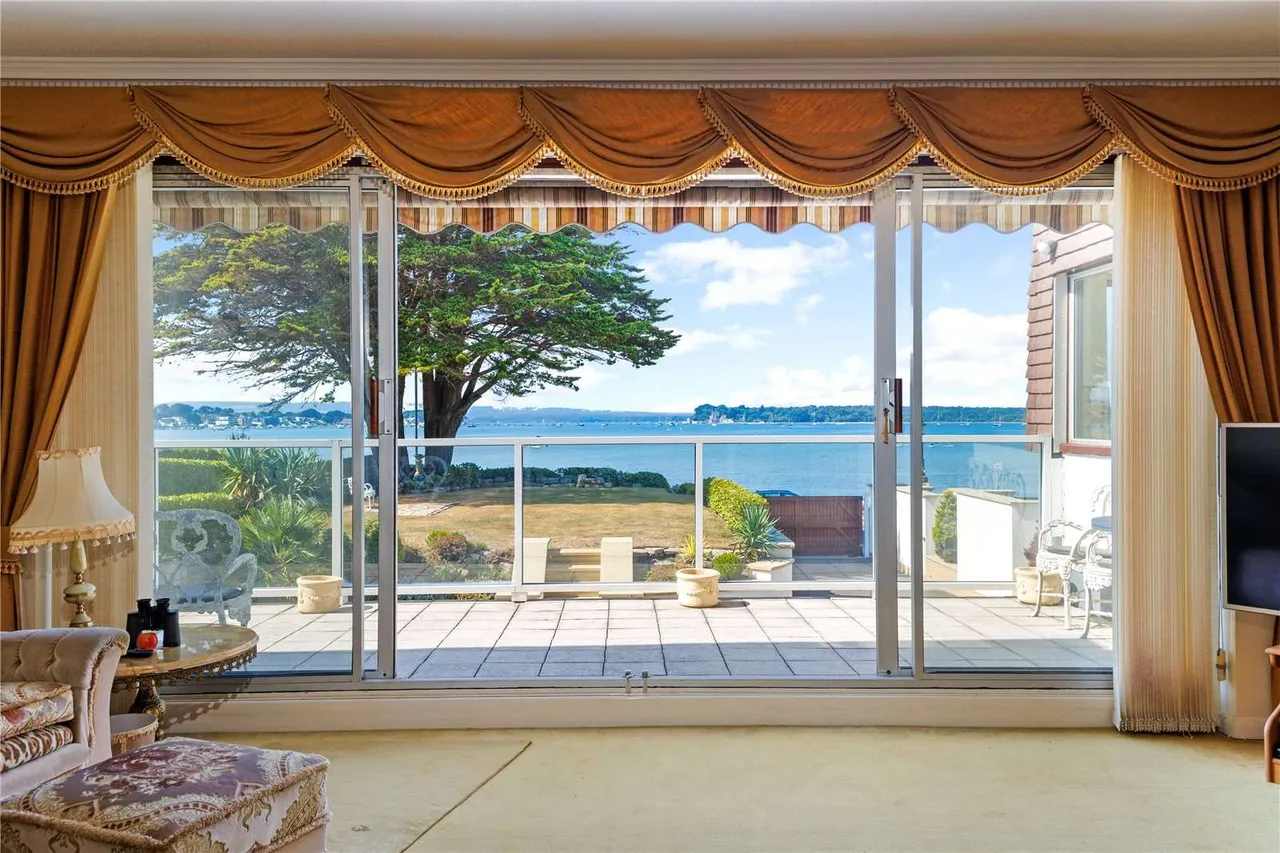Shore Road, Sandbanks, Poole, Dorset, BH13 7PH, photo 6