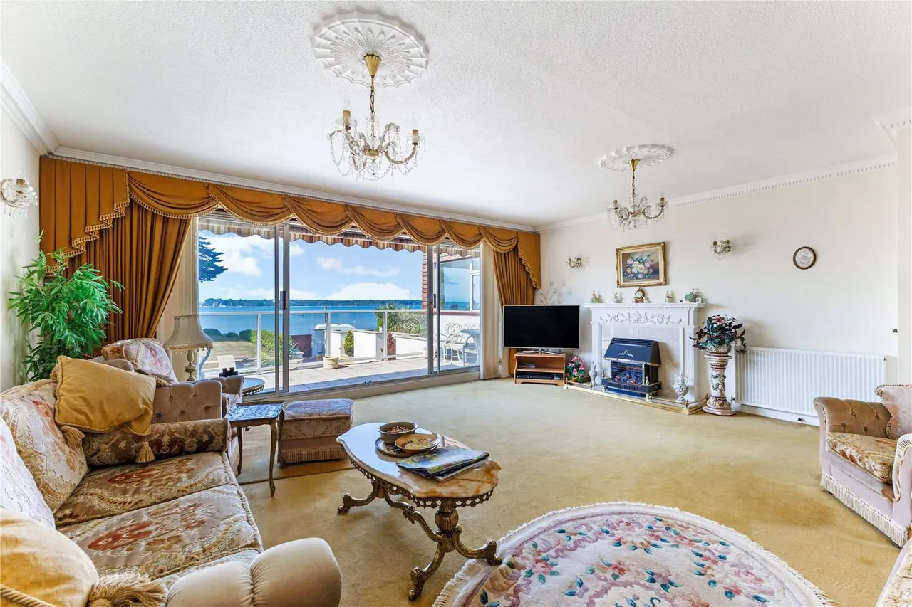 Shore Road, Sandbanks, Poole, Dorset, BH13 7PH, photo 5