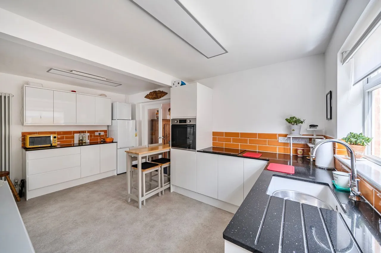 Woodbury Avenue, Wells, BA5, photo 8