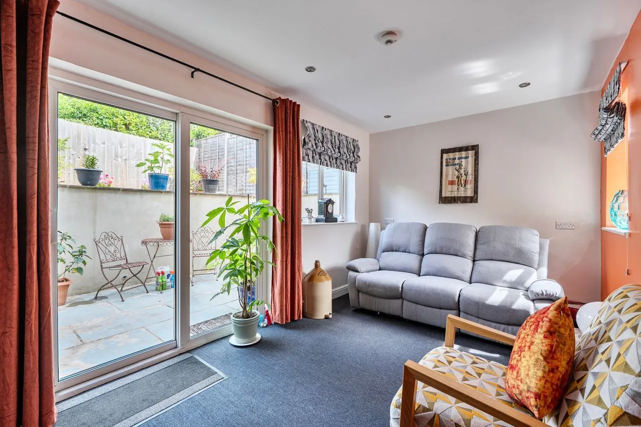 Woodbury Avenue, Wells, BA5, photo 4
