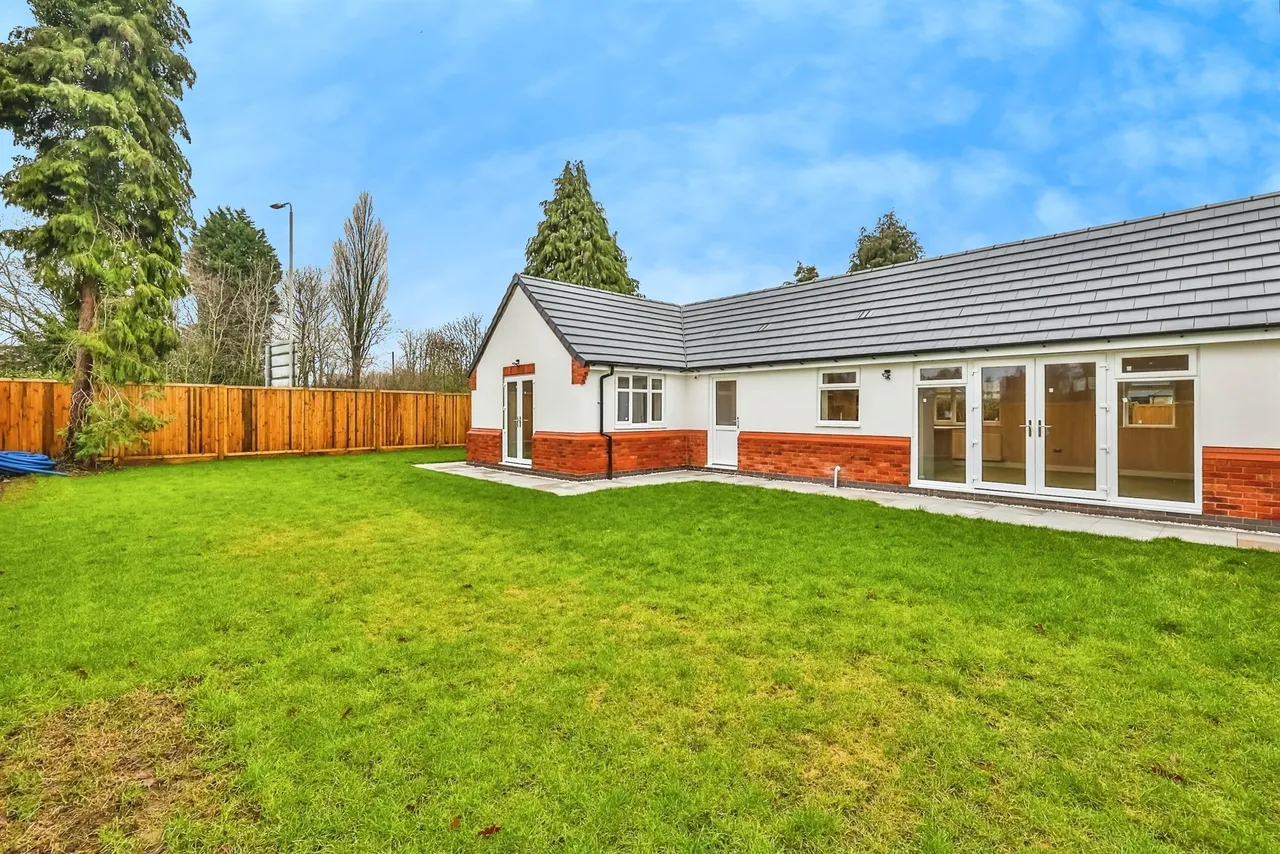 Roberts Lane, Hucknall, NG15, photo 12