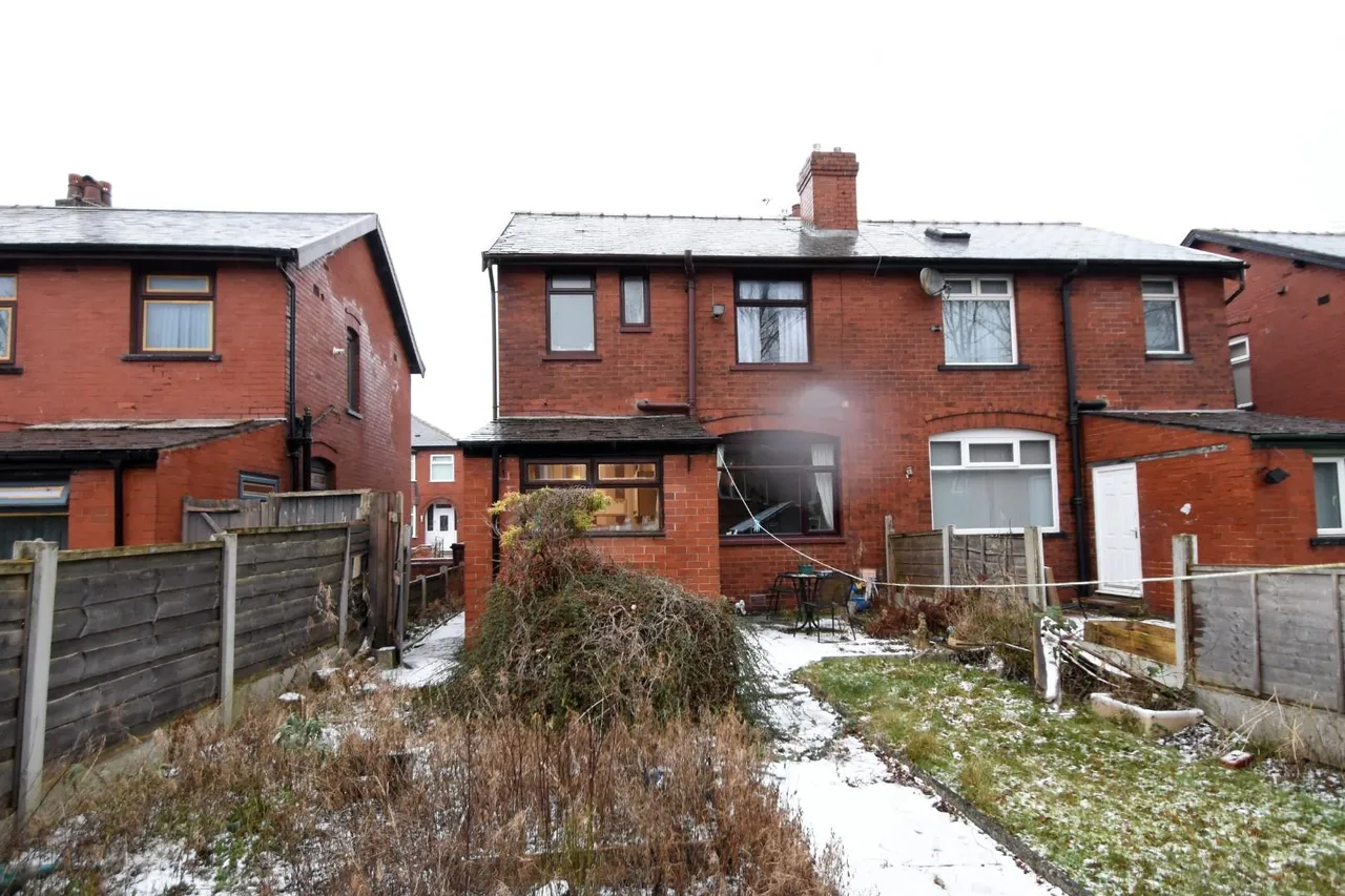 Eastham Avenue, Bury, BL9 5HL, photo 9