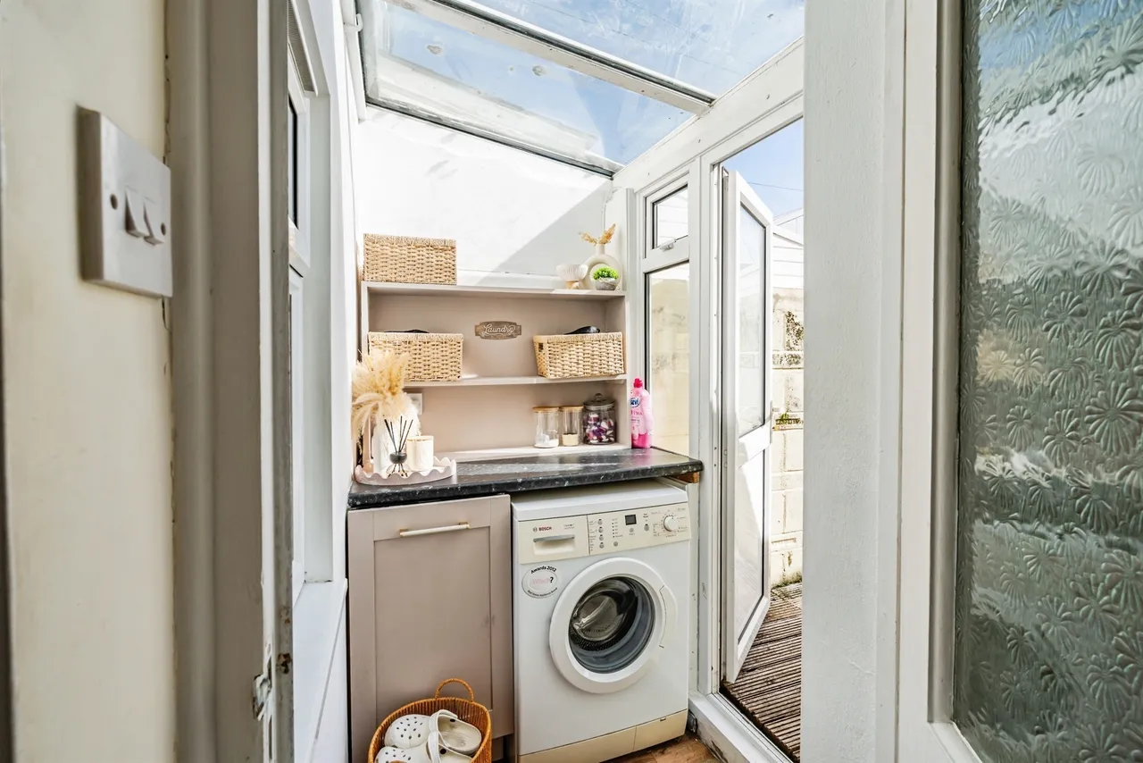 Seaside, Eastbourne, BN22, photo 7