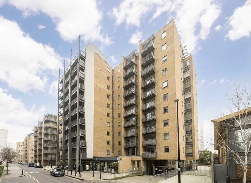 1 bed flat for sale — Cassilis Road, Canary Wharf, E14
