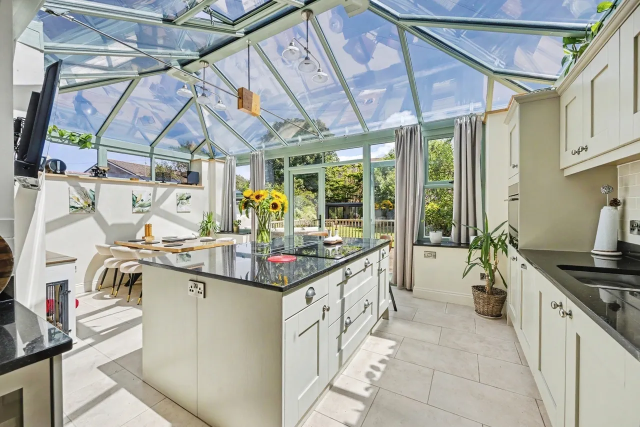 Beach Road, Weston-super-Mare, BS23, photo 15