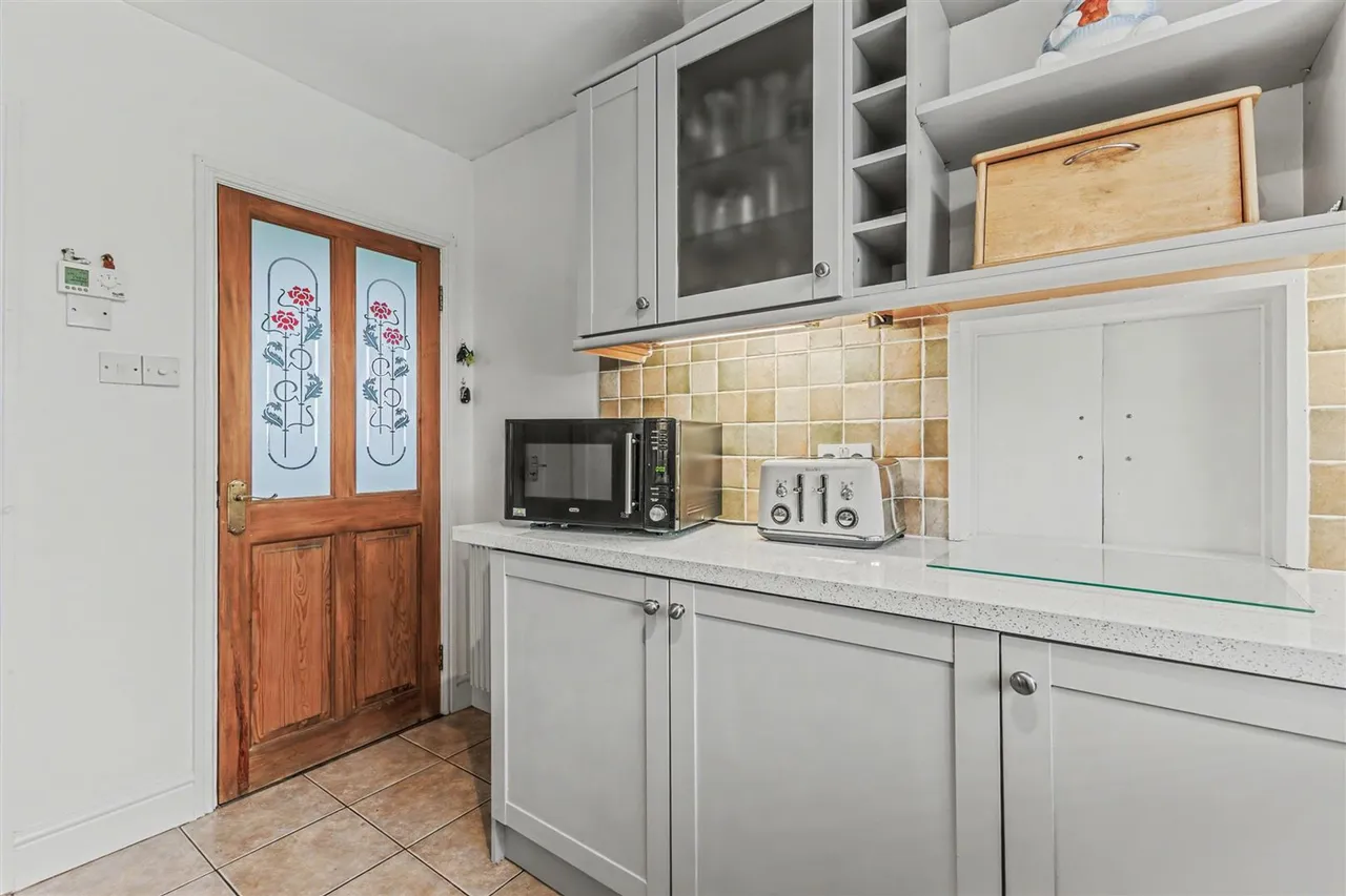 Little Road, South Littleton, WR11, photo 6