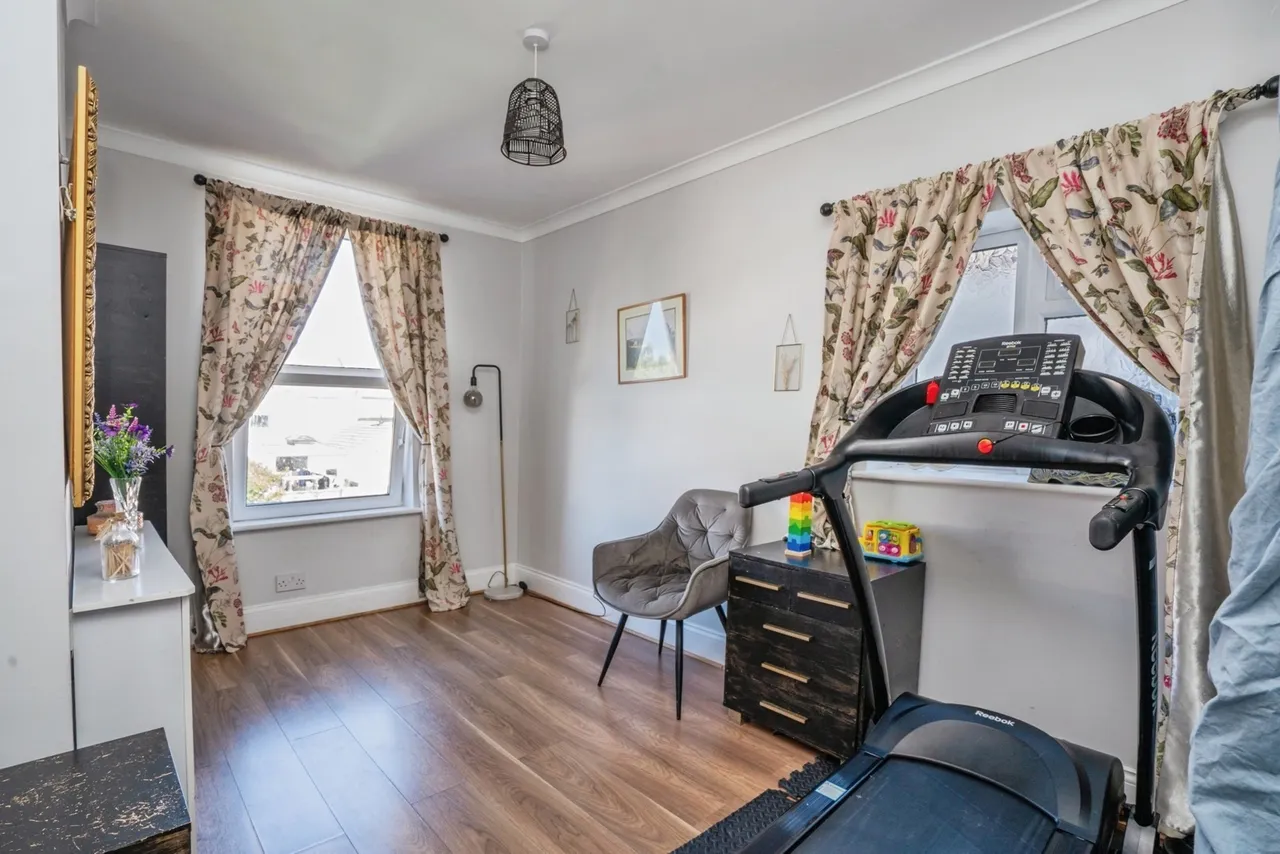 Seafield Road, Portsmouth, PO3, photo 21