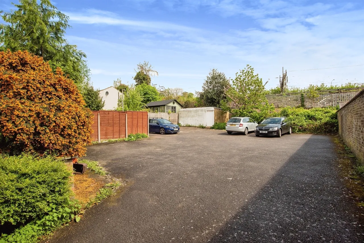 Queens Road, Watford, photo 8