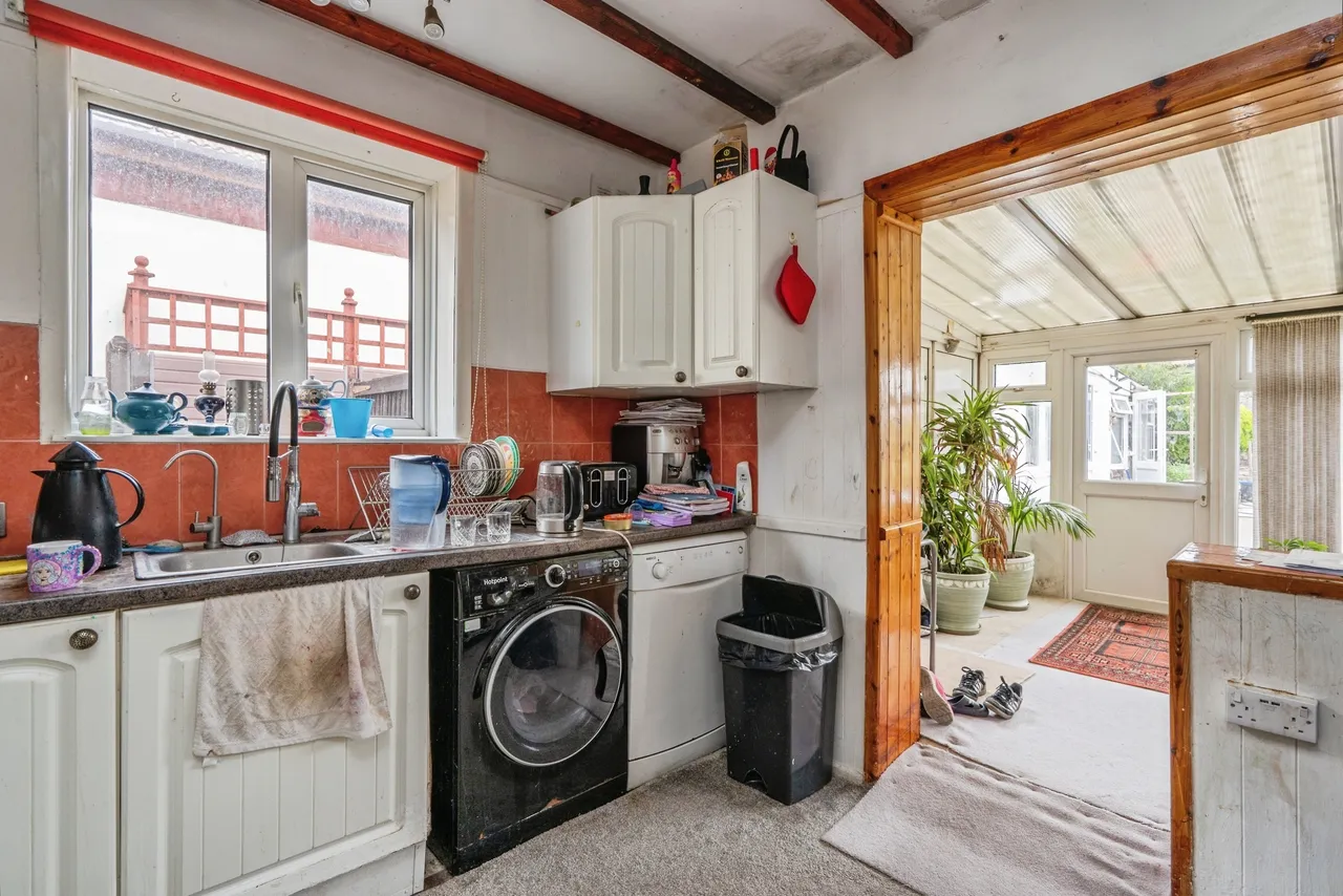 Bridges Avenue, Portsmouth, PO6, photo 7