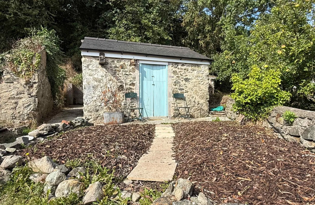 Glanhwfa Road, Llangefni, photo 11
