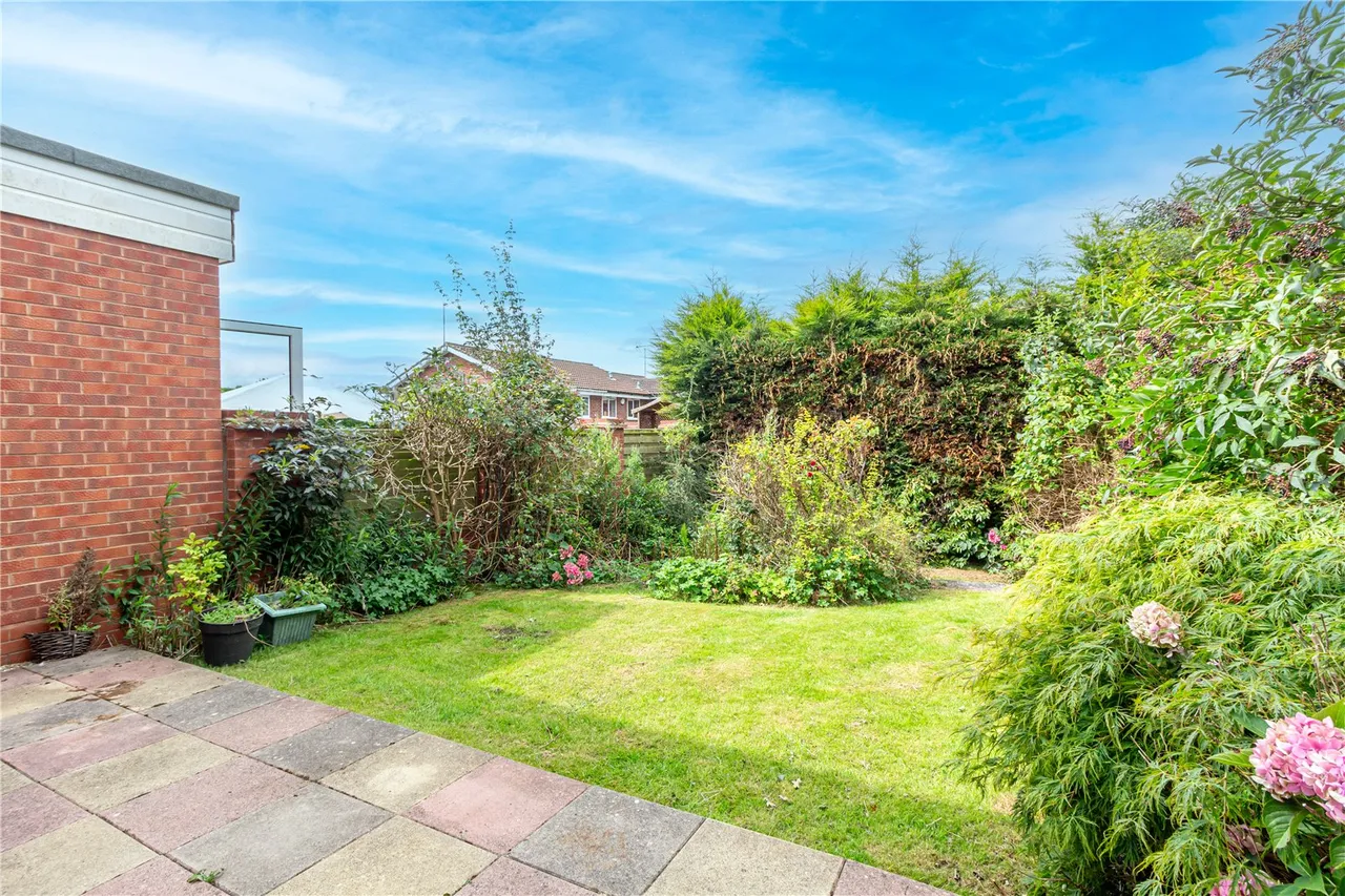 Great Barn Lane, Headless Cross, Redditch, Worcestershire, B97 5XE, photo 16