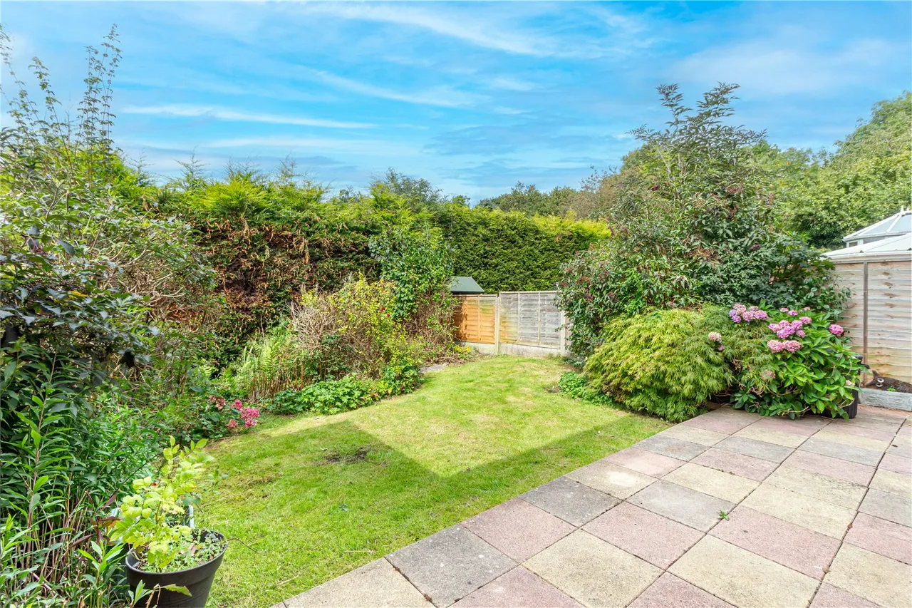 Great Barn Lane, Headless Cross, Redditch, Worcestershire, B97 5XE, photo 4