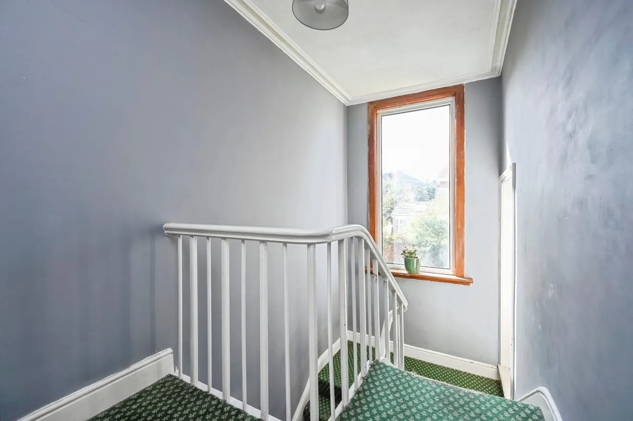 Halewood Road, Liverpool, L25, photo 8