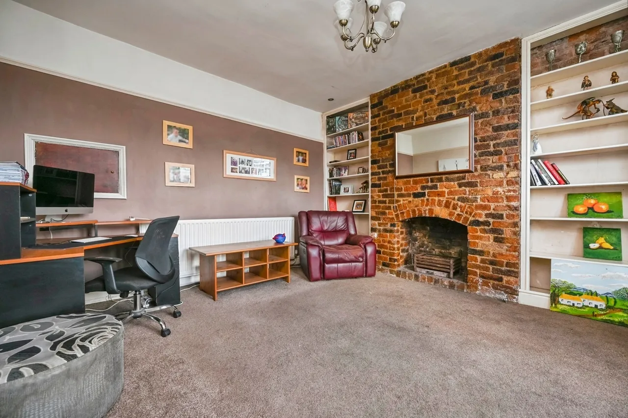 Halewood Road, Liverpool, L25, photo 3