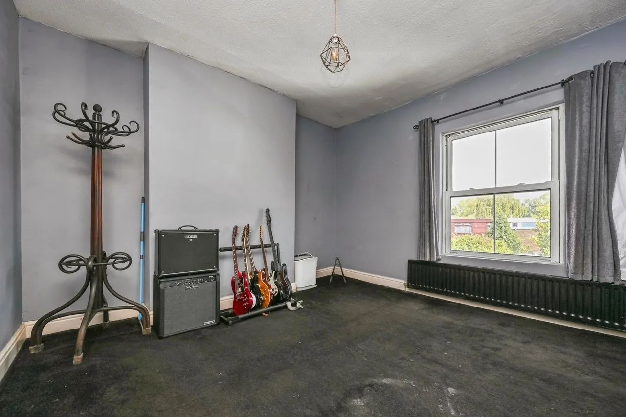 Halewood Road, Liverpool, L25, photo 13