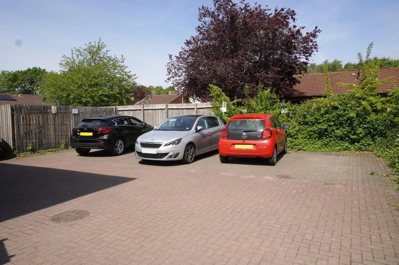 Old Ashby Road, Loughborough, LE11, photo 4
