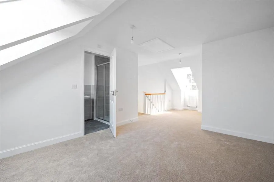Bugle Grove, RG40, photo 9