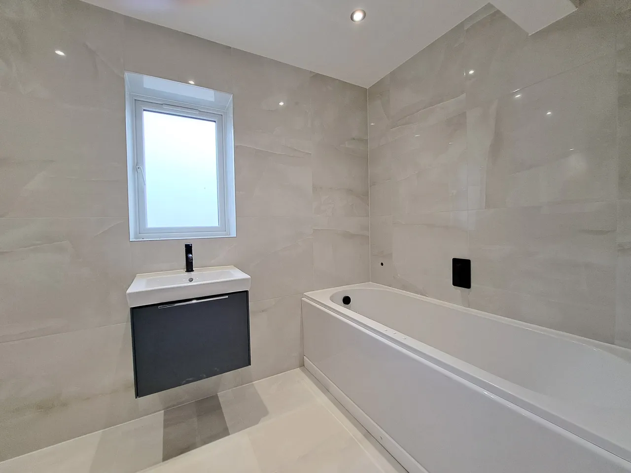 Woodlands Crest, Preston, Lancashire, PR1 5TQ, photo 12