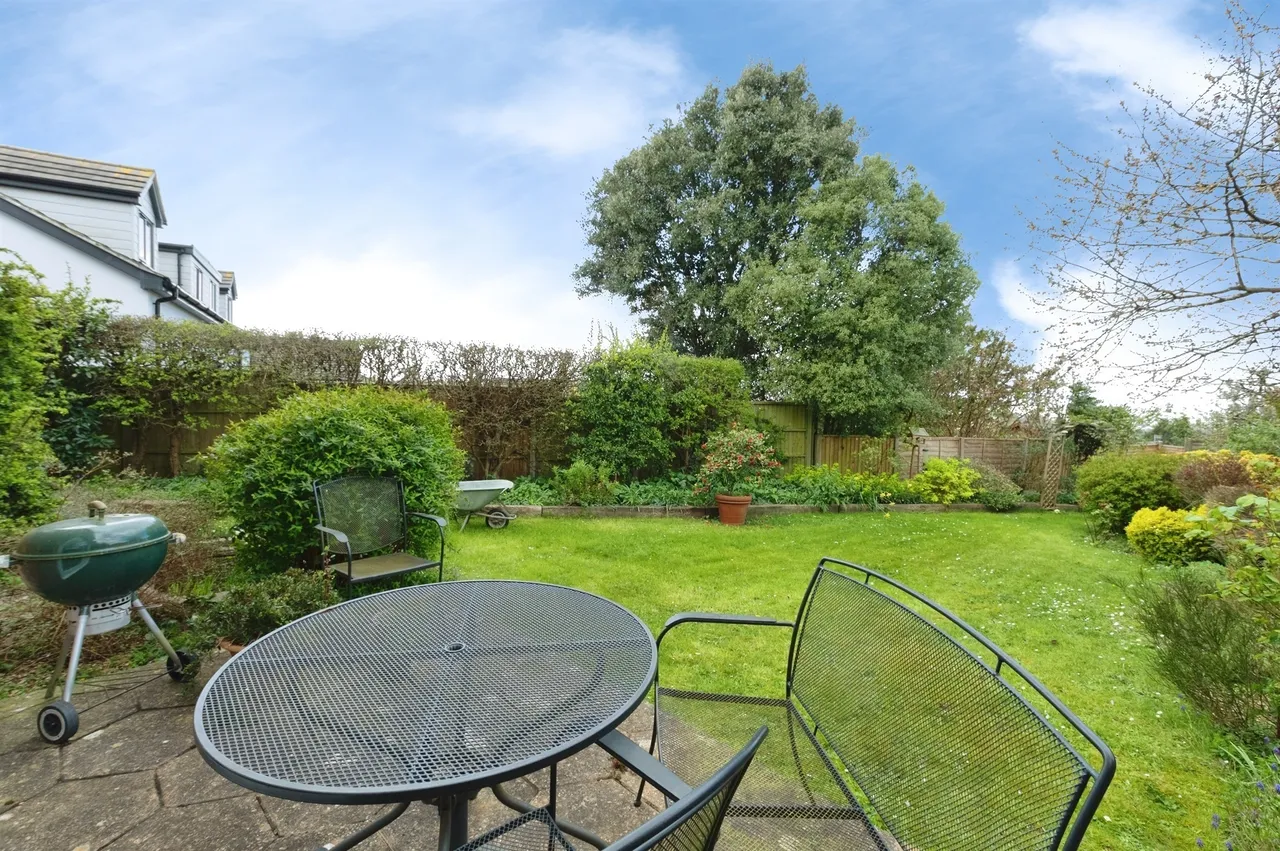 The Ridge, Woodfalls, Salisbury, photo 2