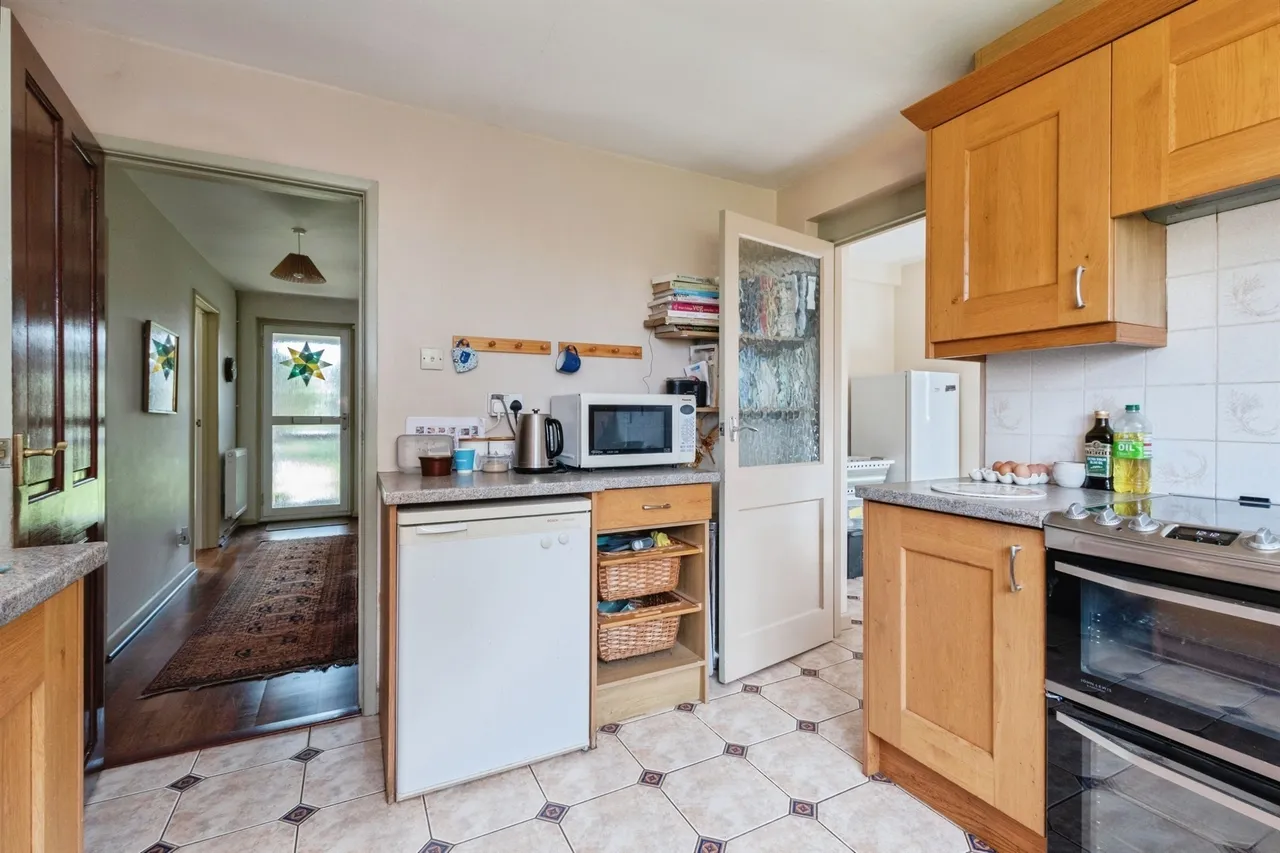 The Ridge, Woodfalls, Salisbury, photo 9