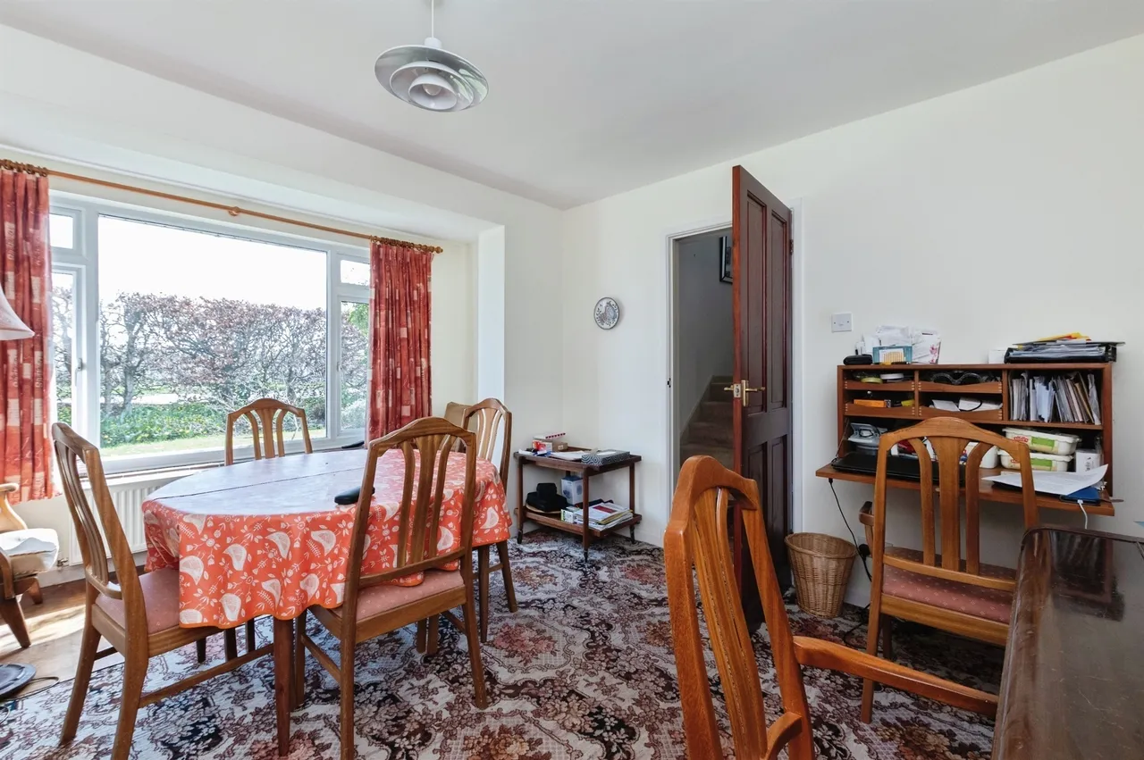 The Ridge, Woodfalls, Salisbury, photo 5