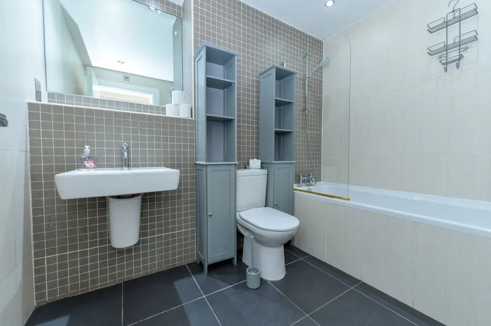 Ormeau Road, Belfast, BT7, photo 12