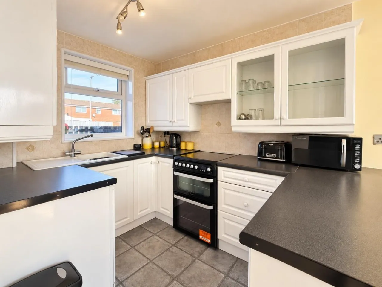 Coal Hill Gardens, Leeds, LS13, photo 3