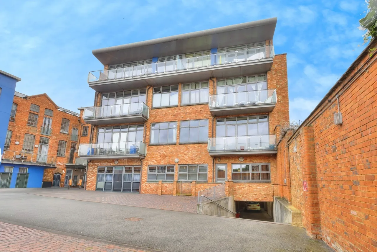 Grove Road, Northampton, Northamptonshire, NN1, photo 3