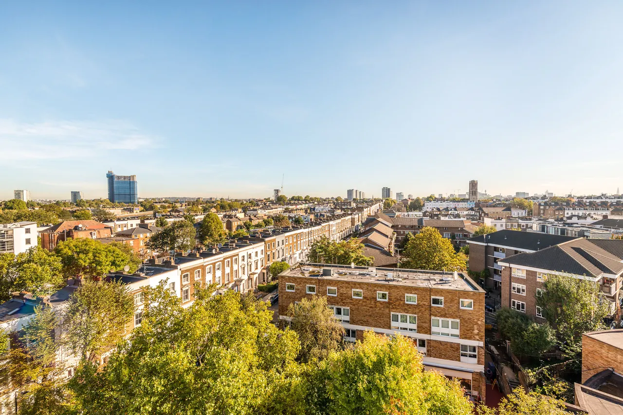 54 Lowerwood Court, 351 Westbourne Park Road, London, photo 4