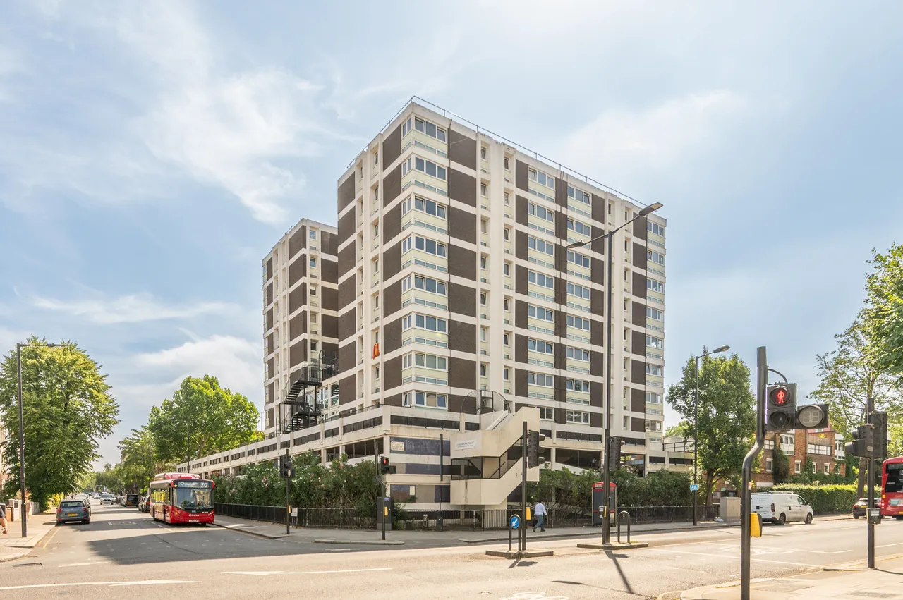 54 Lowerwood Court, 351 Westbourne Park Road, London, photo 8