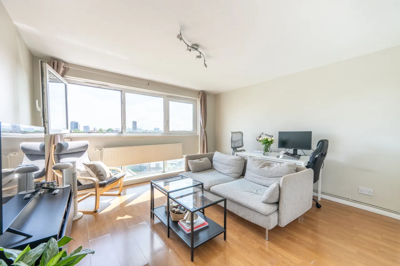 1 bed flat for sale — 54 Lowerwood Court, 351 Westbourne Park Road, London