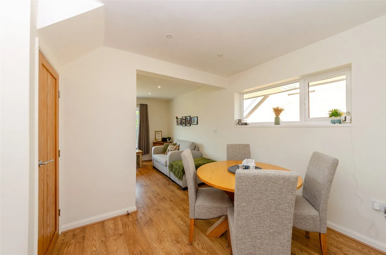 Birkdale Avenue, Colwyn Bay, LL29, photo 3