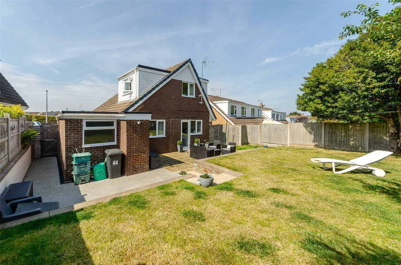 Birkdale Avenue, Colwyn Bay, LL29, photo 13