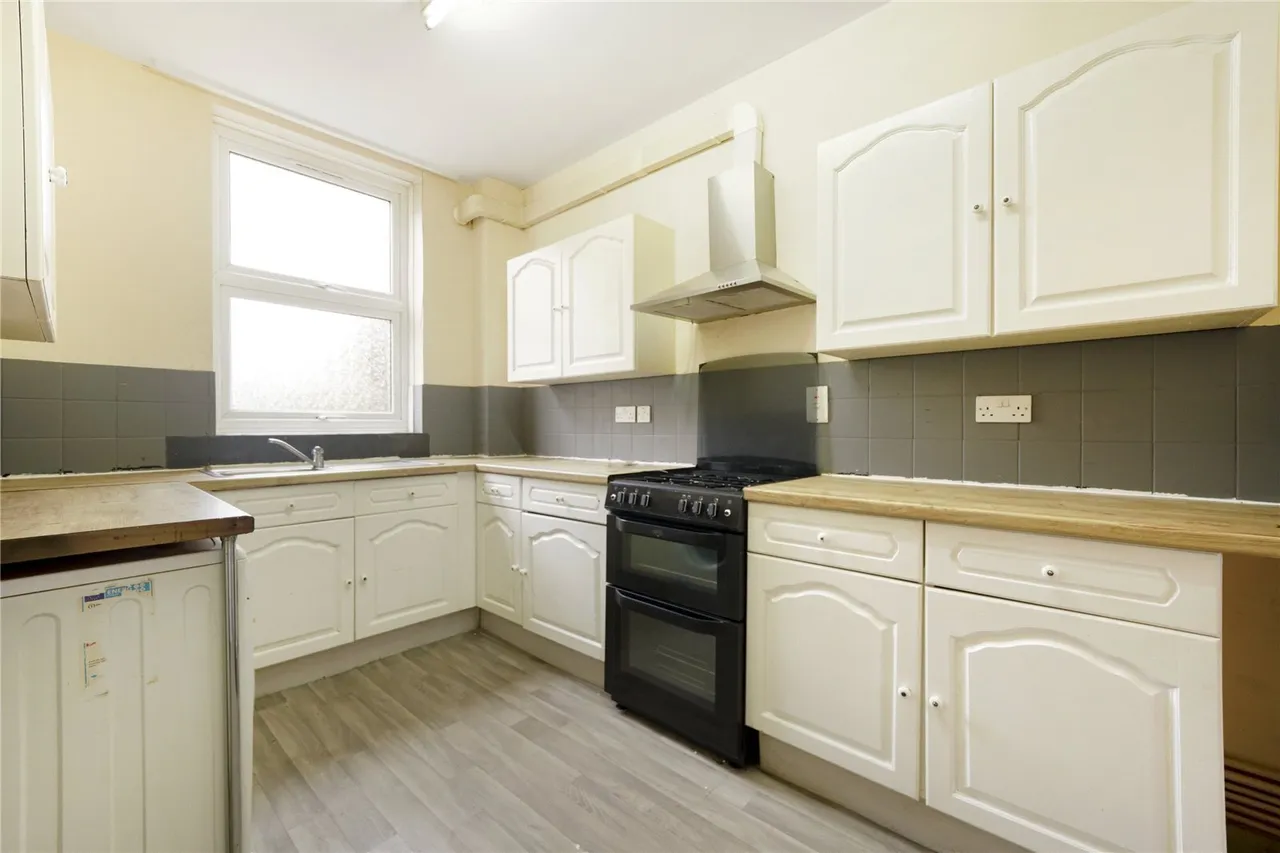 Redclyffe Road, East Ham, London, E6, photo 5