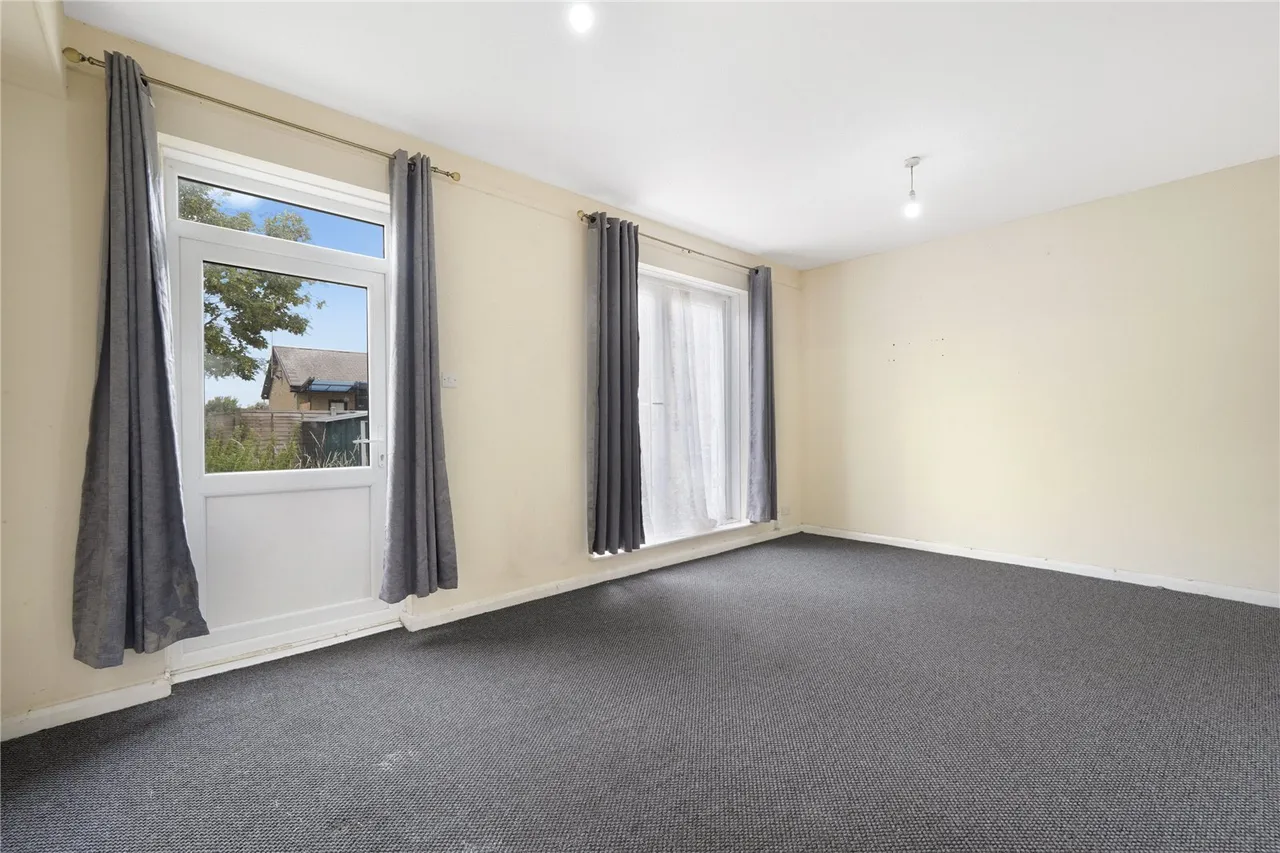 Redclyffe Road, East Ham, London, E6, photo 3