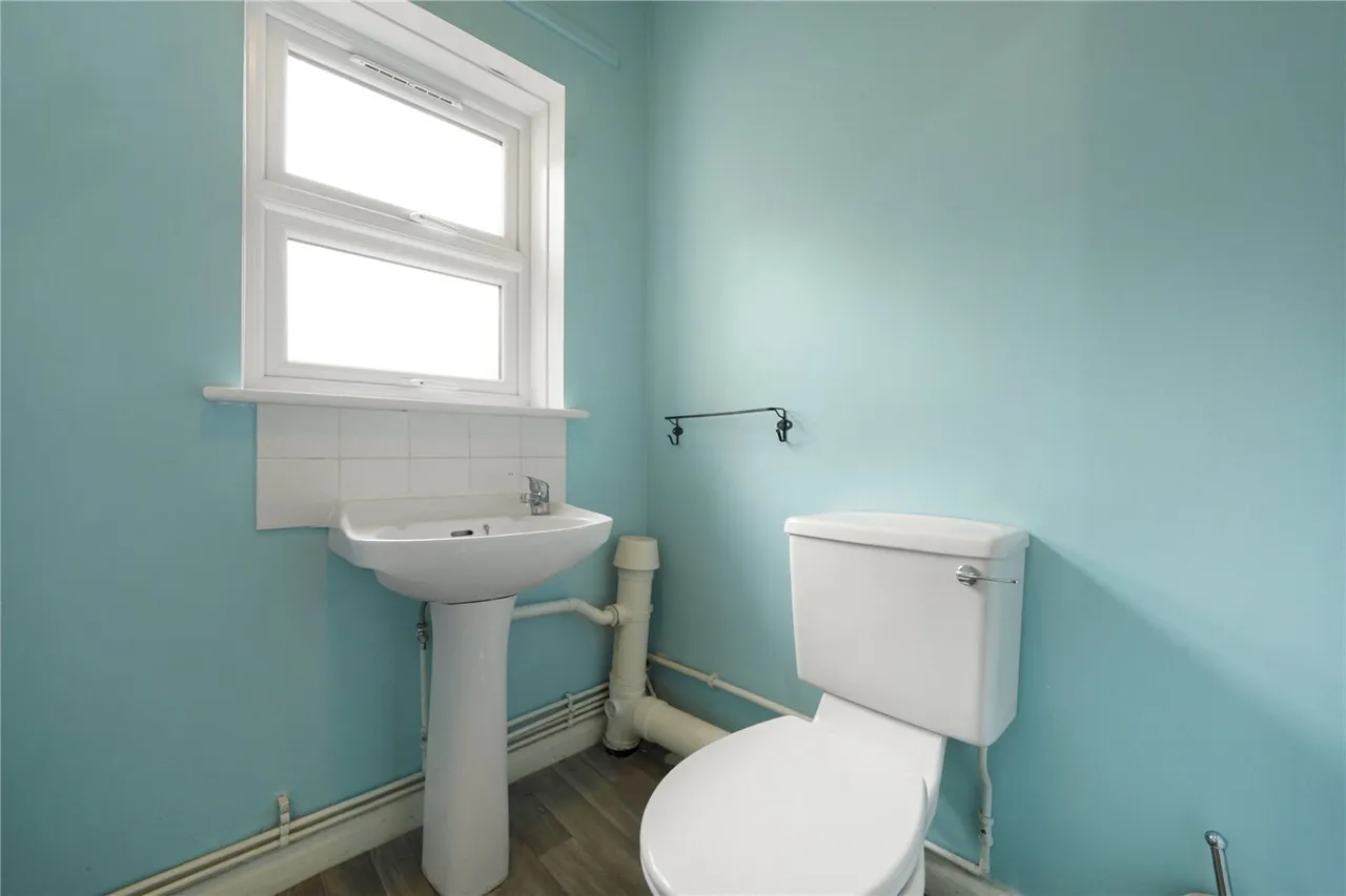 Redclyffe Road, East Ham, London, E6, photo 11