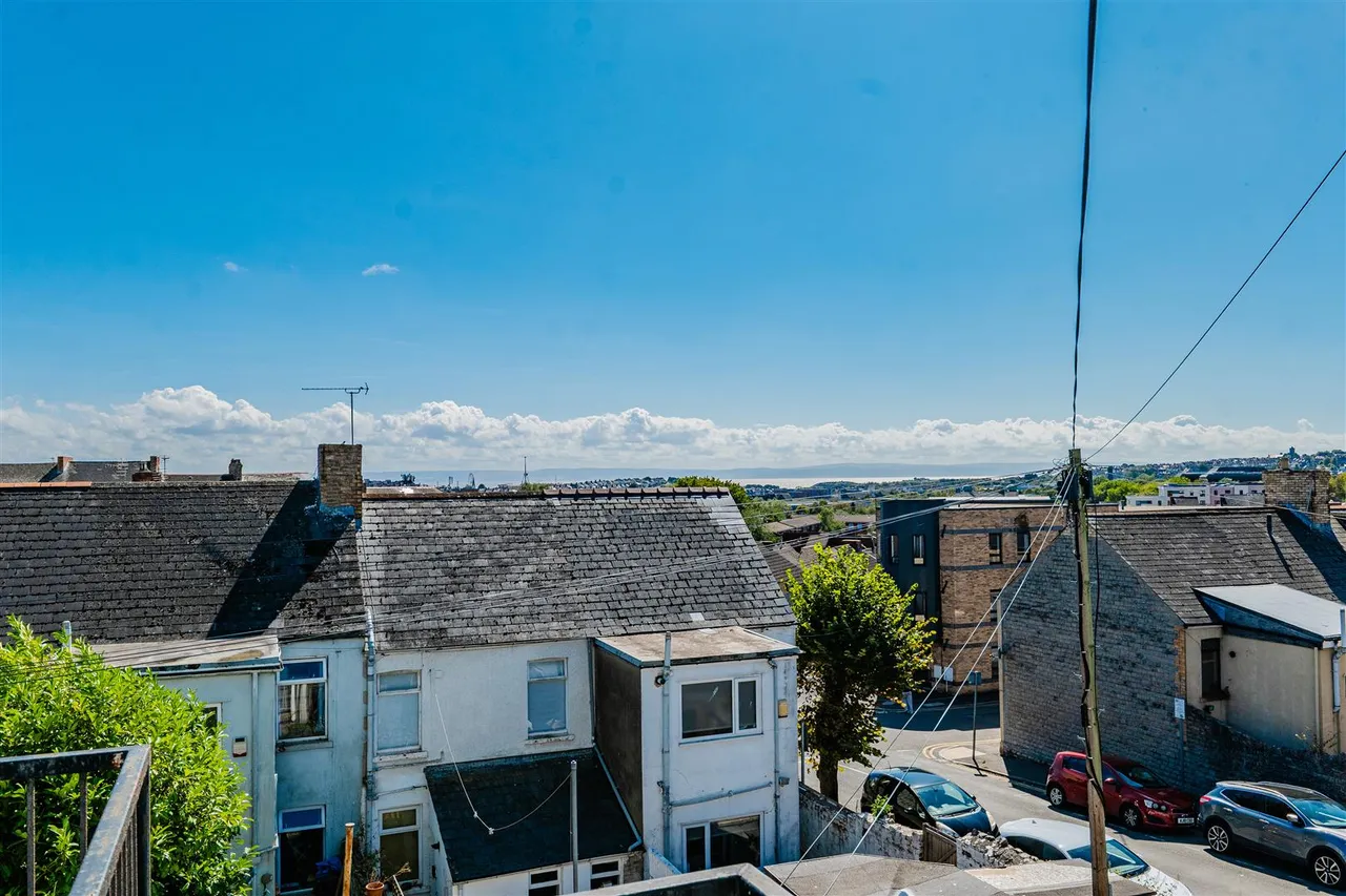 Holton Road, Barry, CF63 4HL, photo 24
