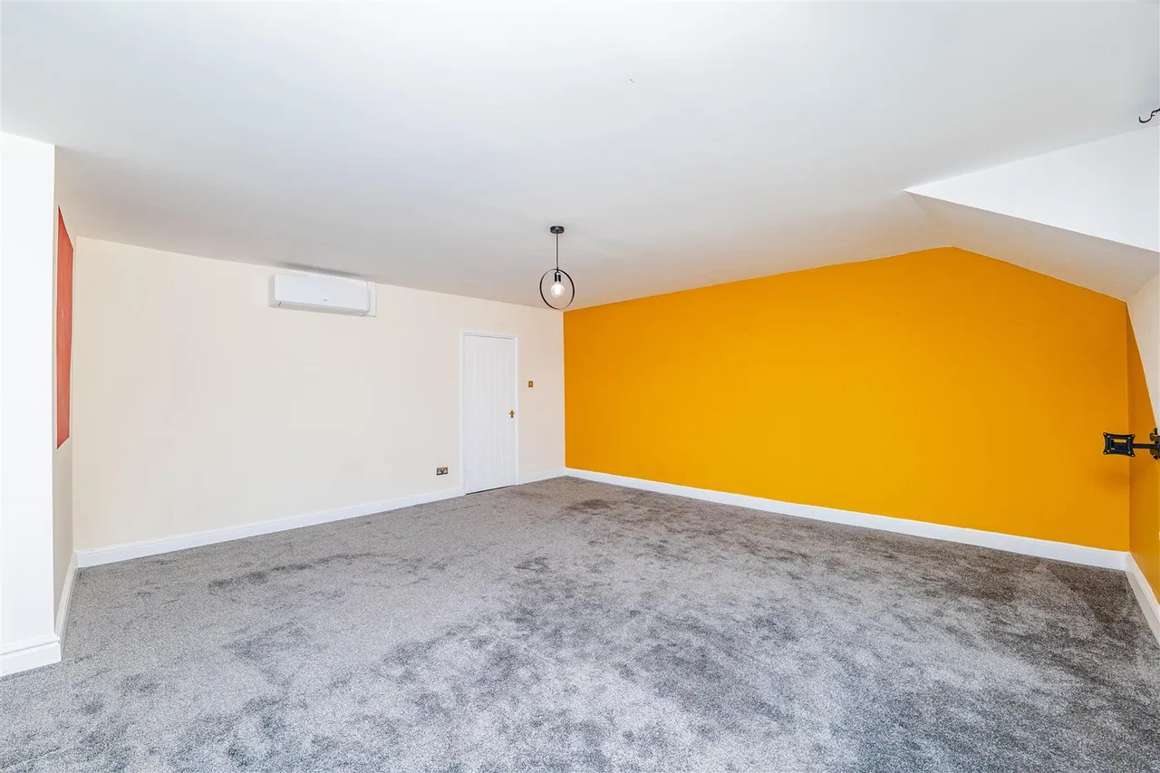Holton Road, Barry, CF63 4HL, photo 16