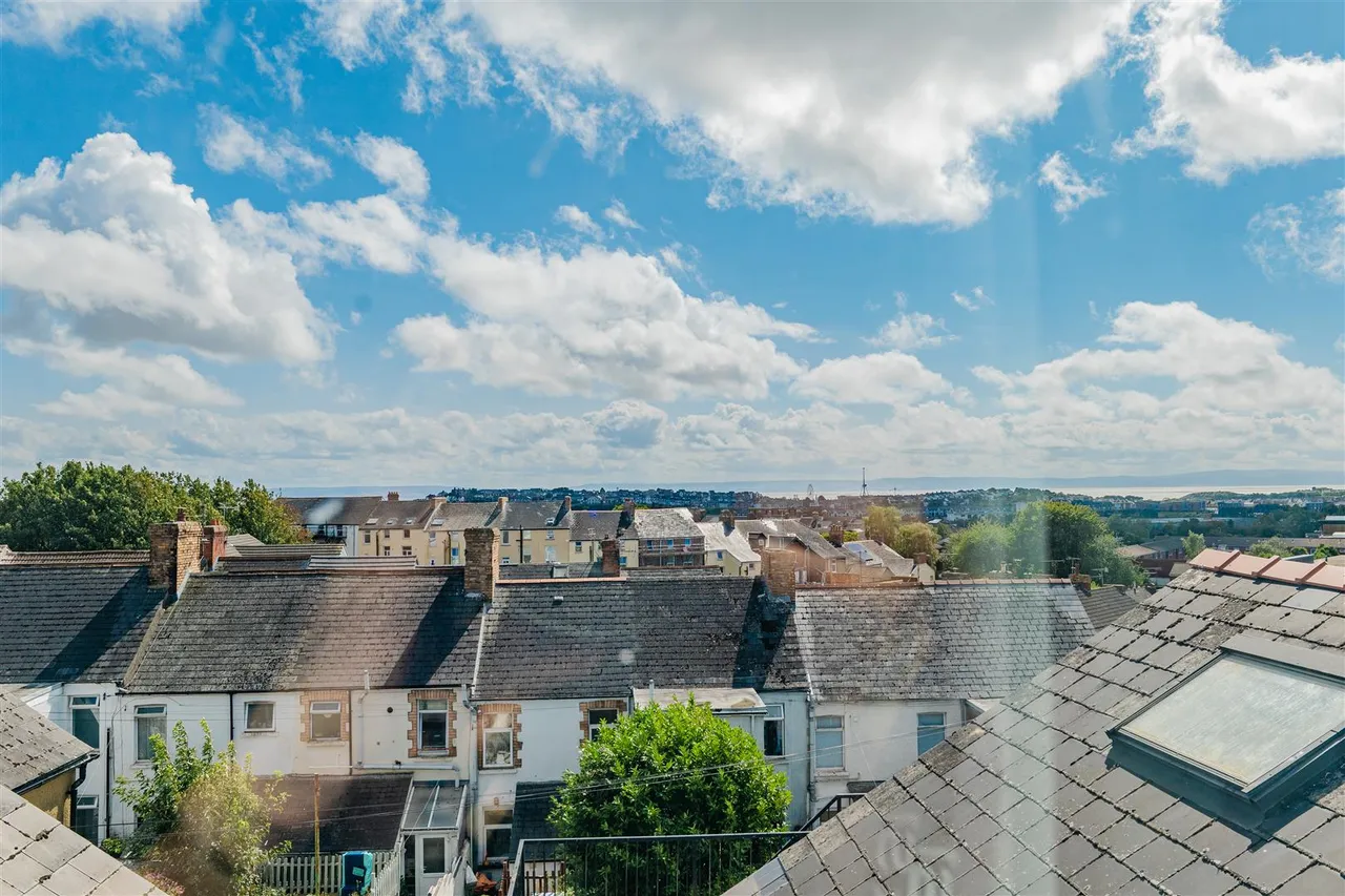 Holton Road, Barry, CF63 4HL, photo 22