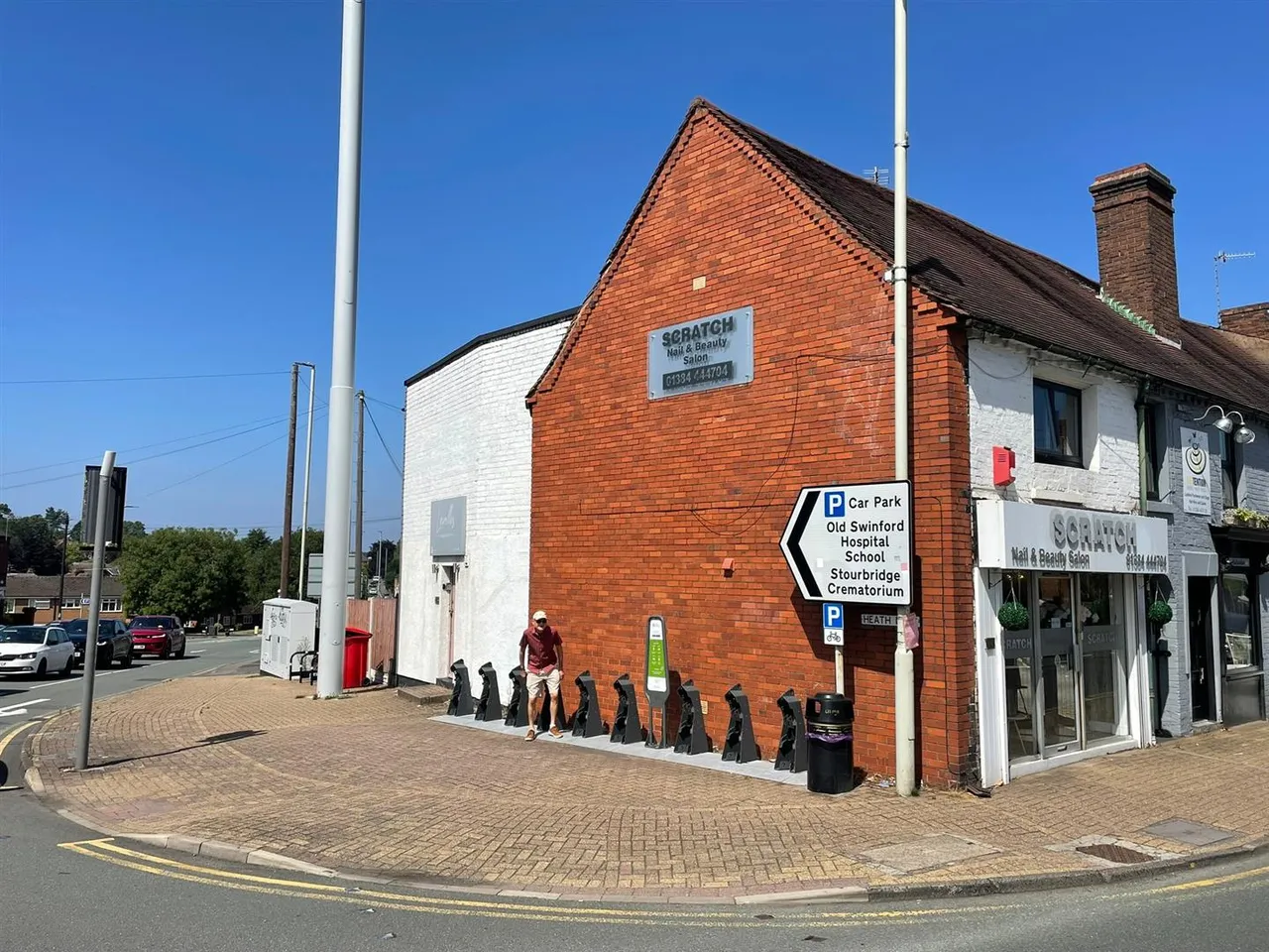 property to rent — Hagley Road, Stourbridge