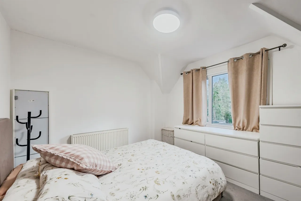 Deans Lane, Nutfield, Redhill, photo 9