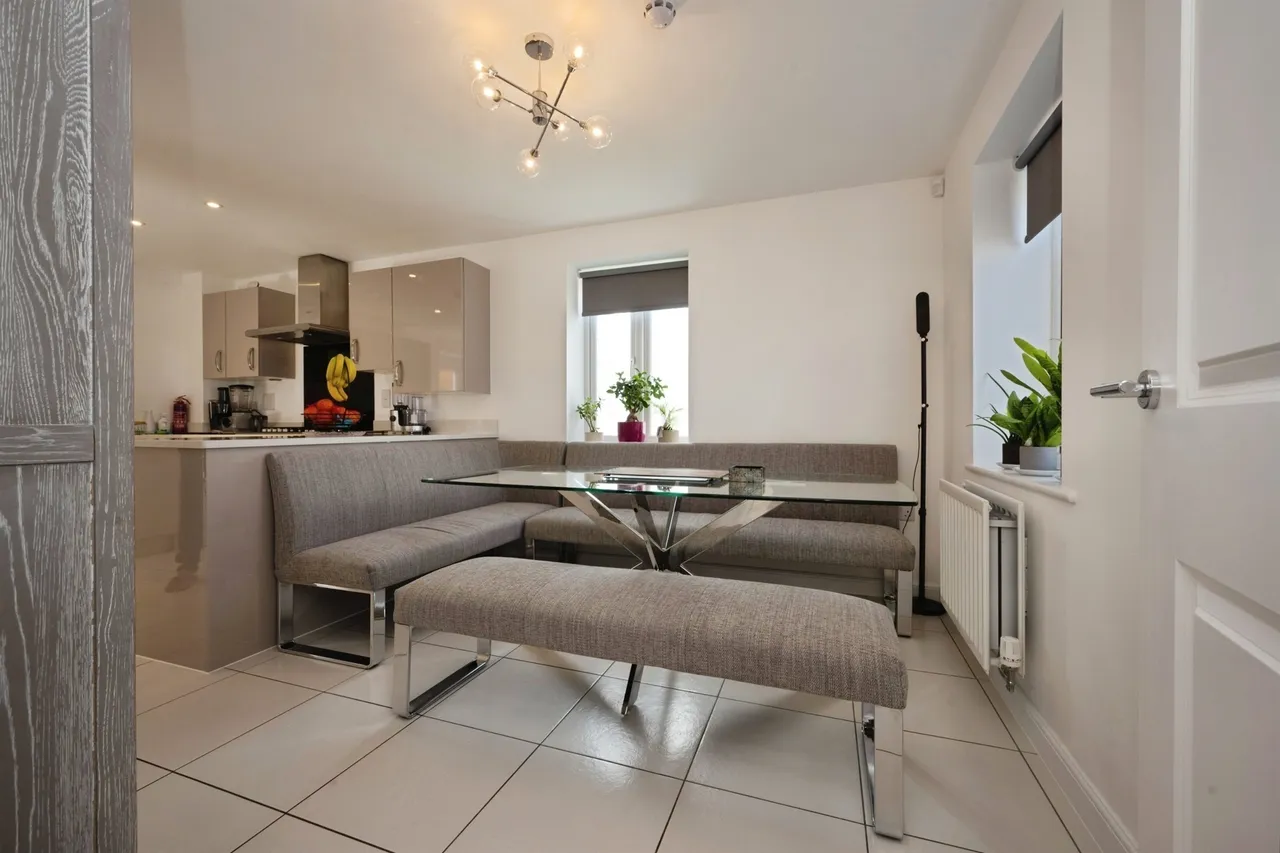 Perch Mews, Biddenham, MK40, photo 3